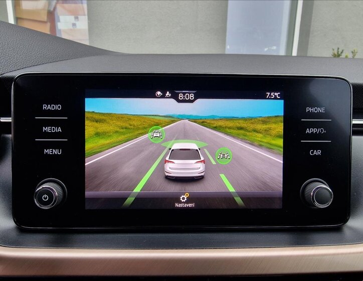 Škoda Scala Hatchback 1,6 l 85 kw