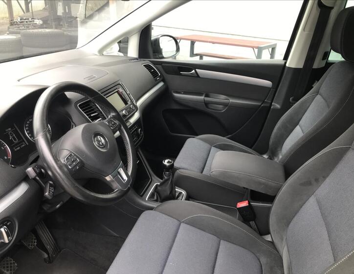 Volkswagen Sharan 10