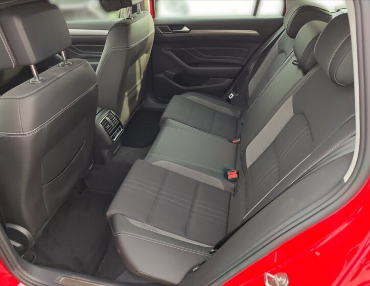 Volkswagen Passat Kombi 2,0 l 147 kw