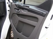 Ford Transit Custom Kombi 2,0 l 77 kw