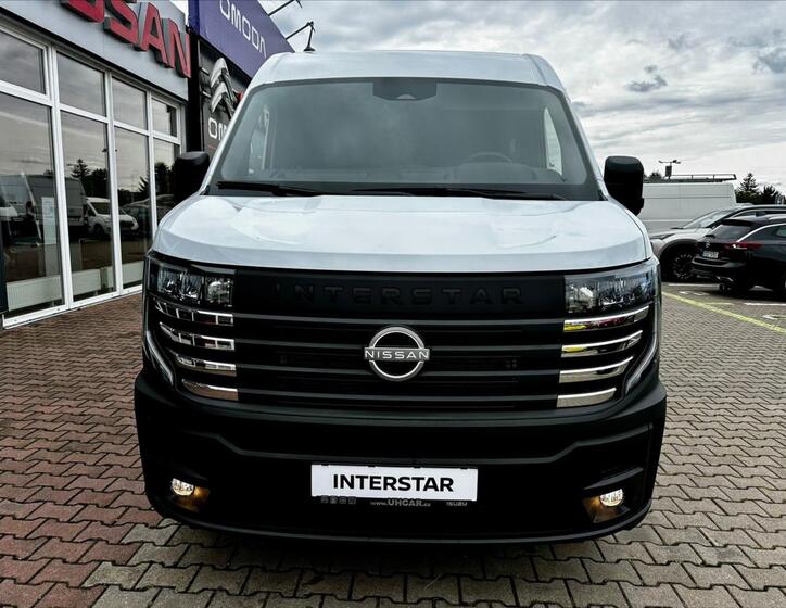 Nissan Interstar 21