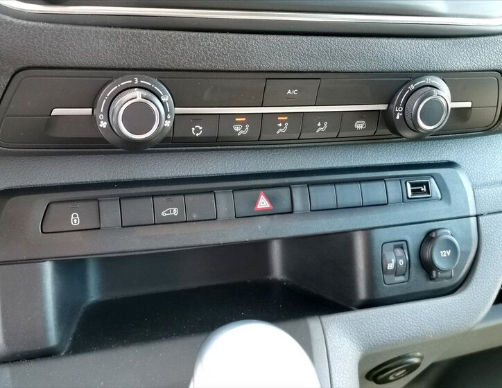 Opel Vivaro Ostatní 2,0 l 110 kw