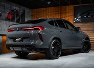 BMW X6 SUV 4,4 l 460 kw