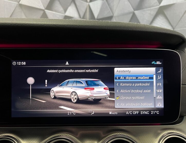 Mercedes-Benz Třídy E 18