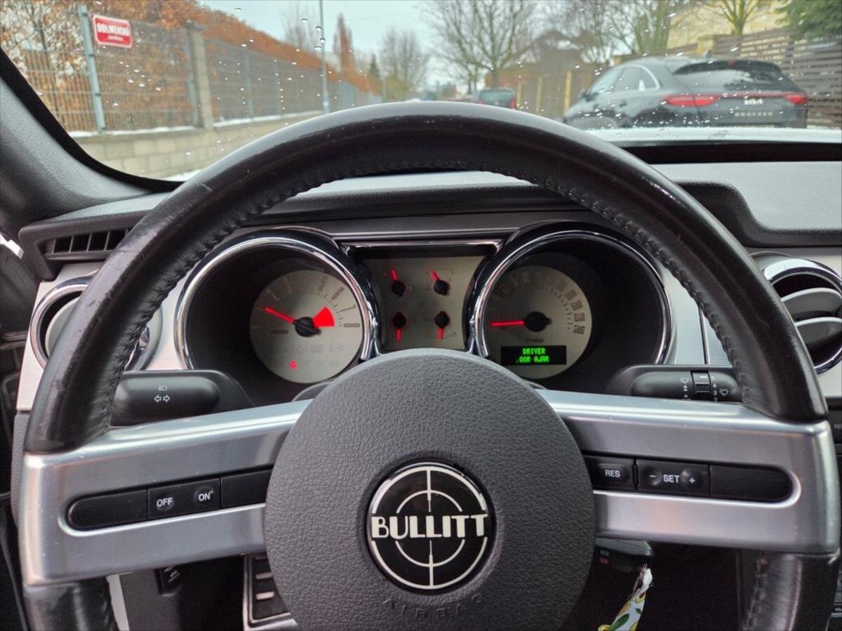 Ford Mustang Kupé 4,0 l 151 kw