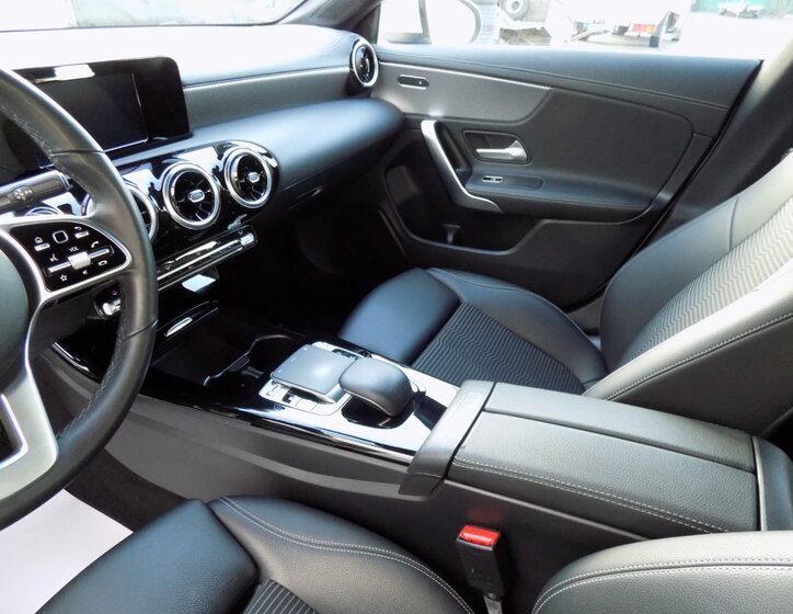 Mercedes-Benz CLA 26