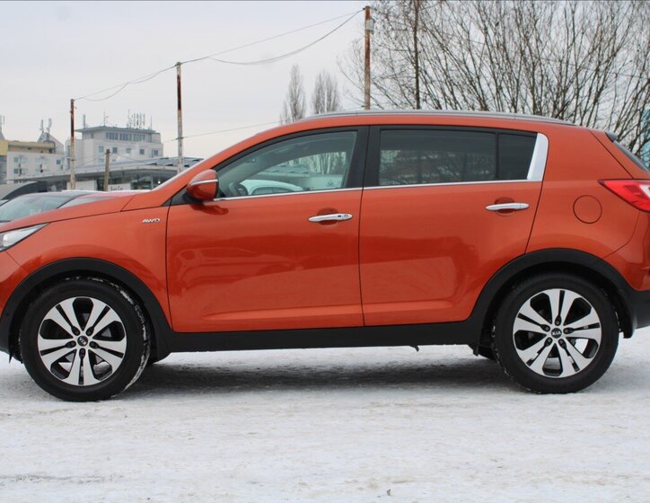 KIA Sportage SUV 2,0 l 120 kw