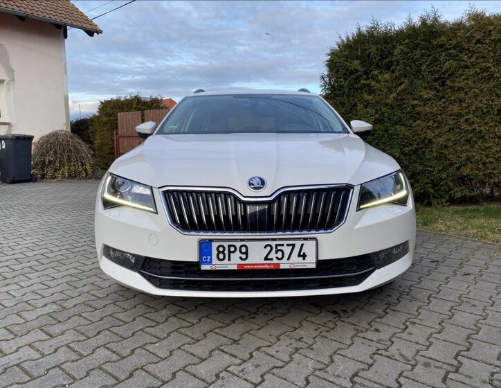 Škoda Superb Kombi 2,0 l 110 kw