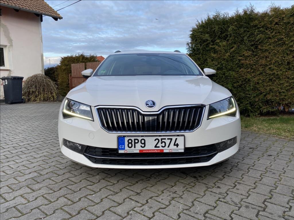 Škoda Superb Kombi 2,0 l 110 kw
