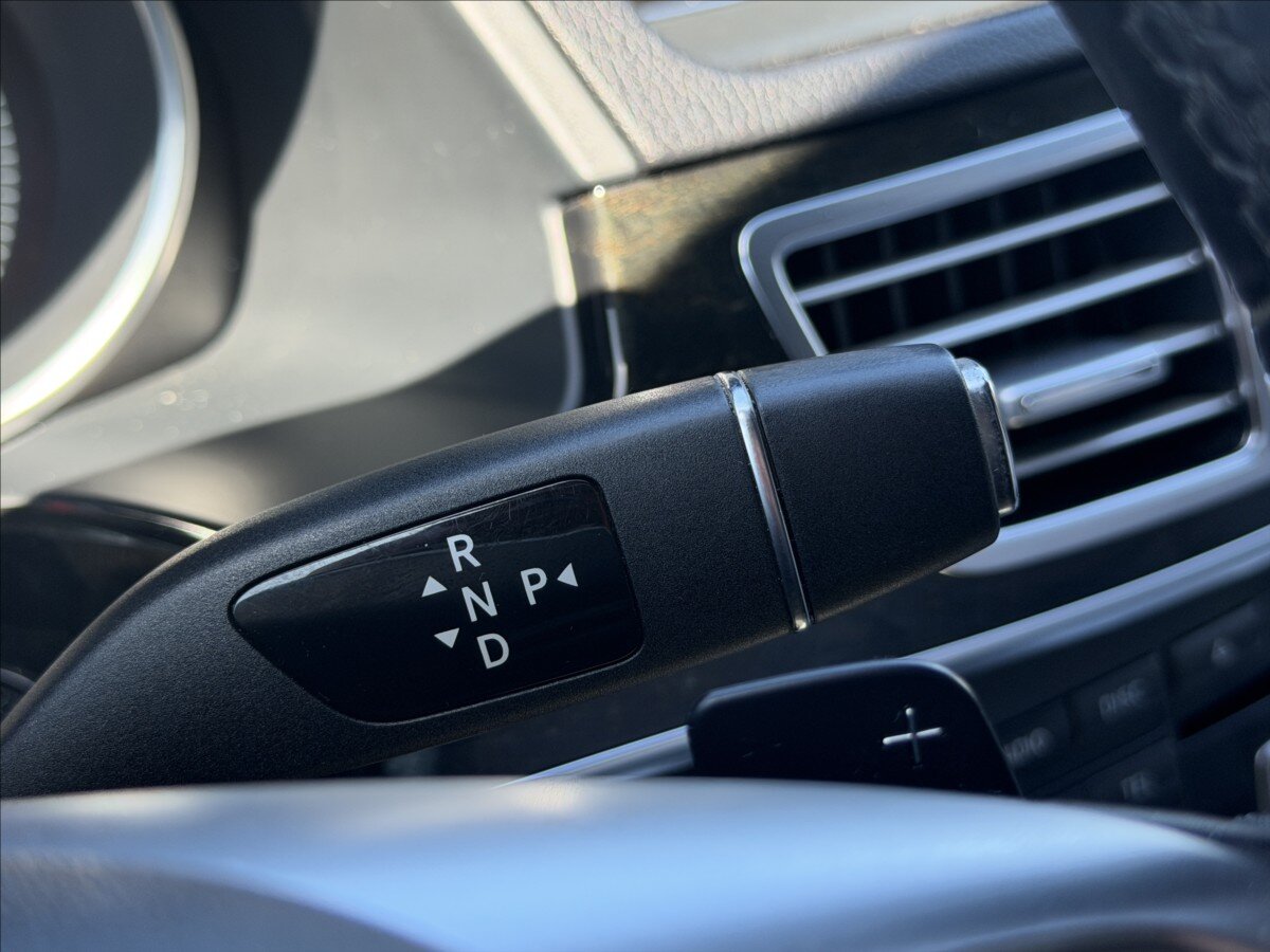 Mercedes-Benz Třídy E Kombi 2,1 l 150 kw