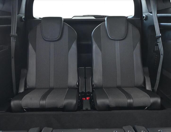 Peugeot 5008 34