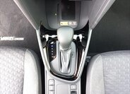 Toyota Yaris Cross CUV / Crossover 1,5 l 68 kw