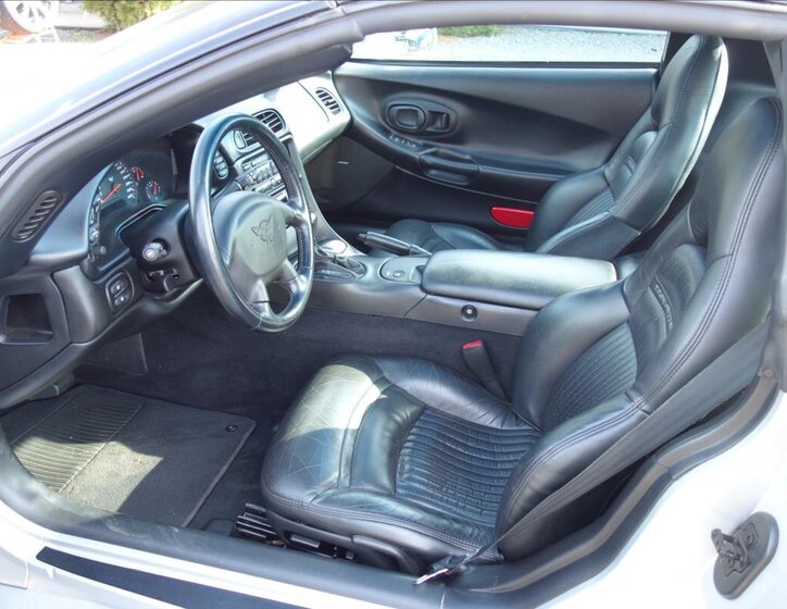 Chevrolet Corvette Kupé 5,7 l 253 kw