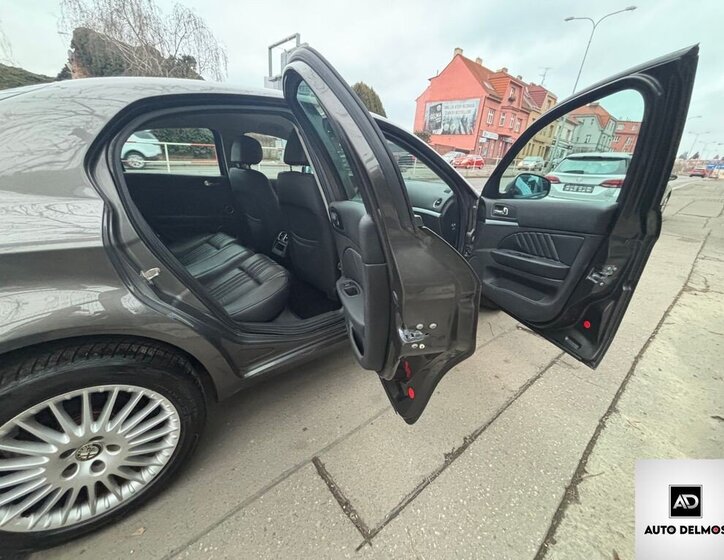 Alfa Romeo Ostatní 22