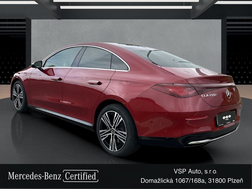 Mercedes-Benz CLA Sedan / Limuzína 0,0 200 kw