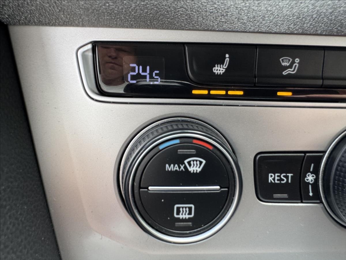 Volkswagen Passat Kombi 2,0 l 110 kw