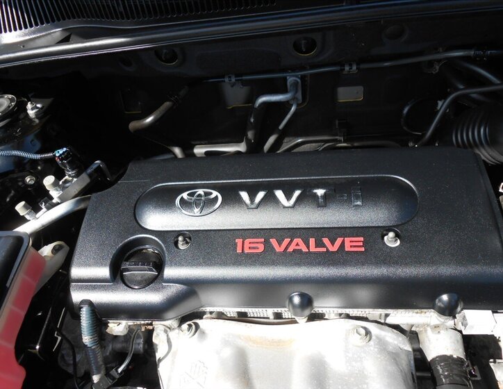 Toyota RAV4 Kombi 2,0 l 112 kw