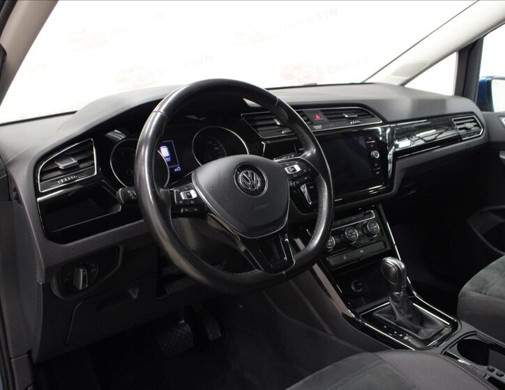 Volkswagen Touran SUV / Terénní 1,4 l 110 kw