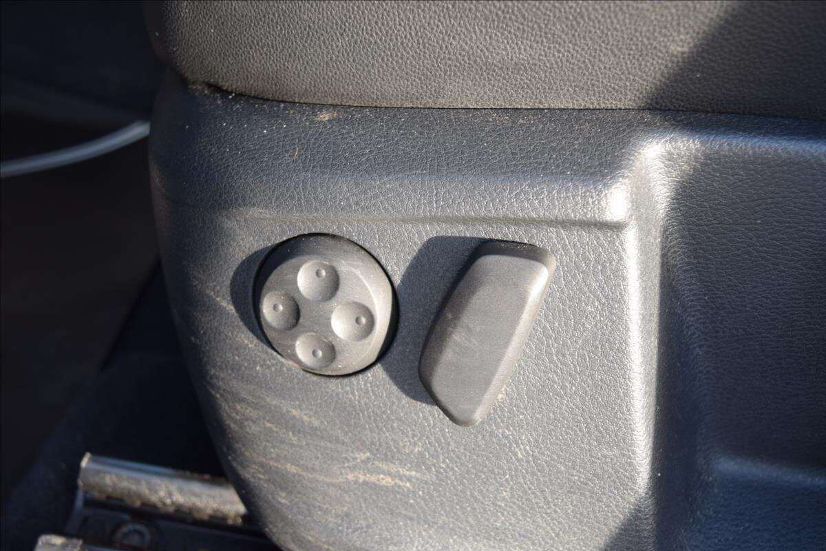 Seat Alhambra Kombi 2,0 l 135 kw