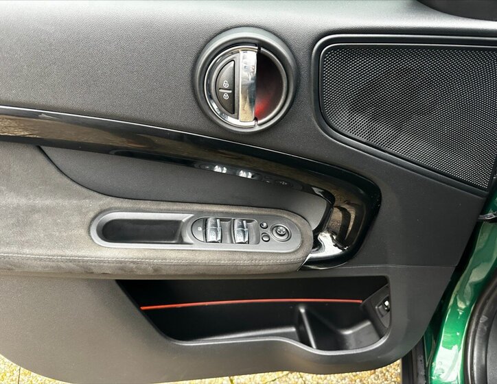 Mini Countryman Kombi 1,5 l 162 kw