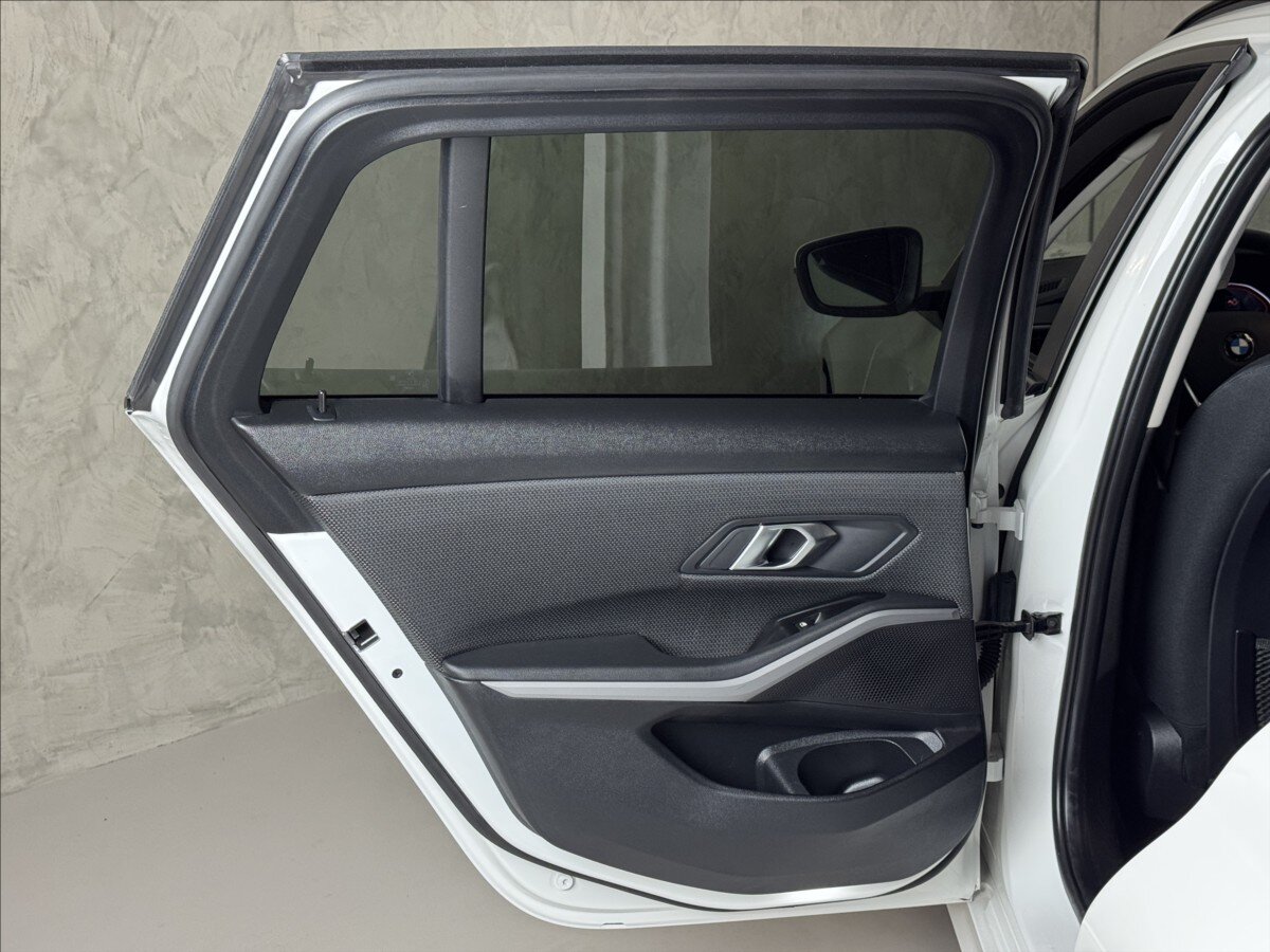 BMW Řada 3 Kombi 2,0 l 140 kw