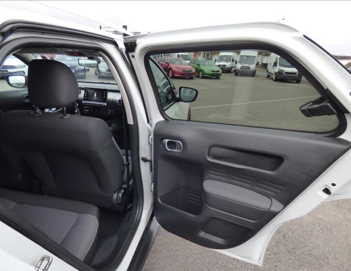Citroën C4 Cactus 13