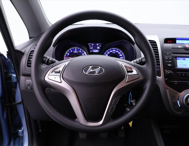 Hyundai ix20 MPV 1,4 l 66 kw