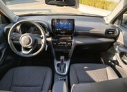 Toyota Yaris Cross 16