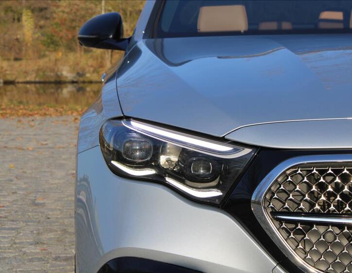 Mercedes-Benz Třídy E 40