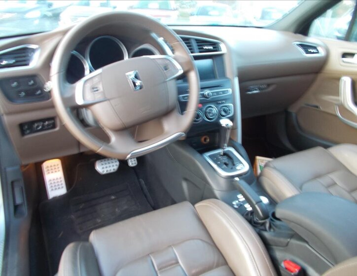 Citroën DS4 Hatchback 1,6 l 120 kw