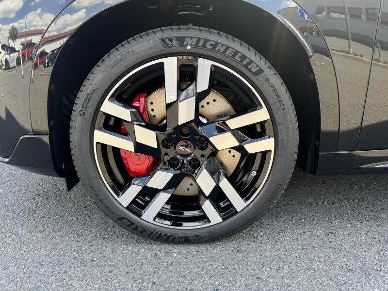 Mini Countryman SUV 2,0 l 221 kw