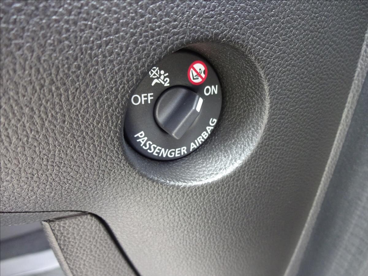 Dacia Sandero Hatchback 999,0 67 kw