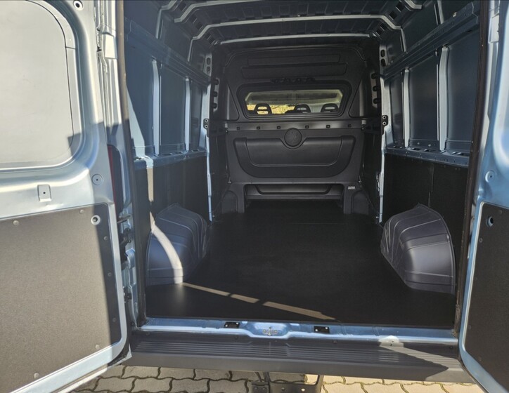 Peugeot Boxer 4