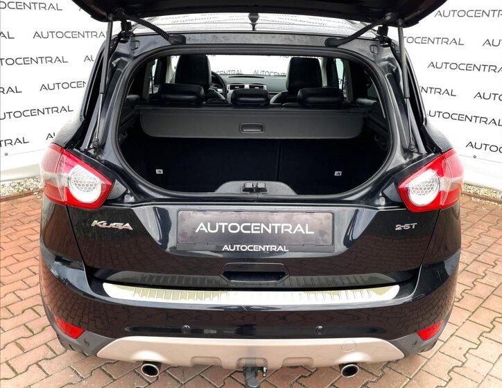 Ford Kuga SUV 2,5 l 147 kw