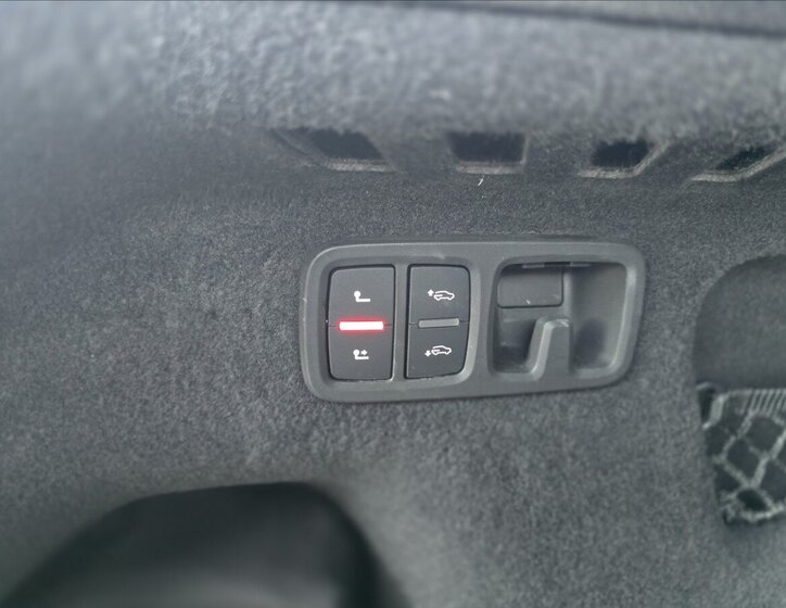 Audi Q8 Hatchback 3,0 l 210 kw