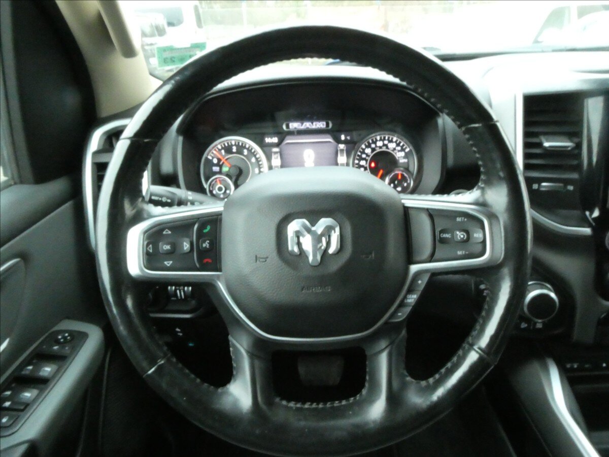 Dodge RAM 1500 Pick-up 5,7 l 295 kw