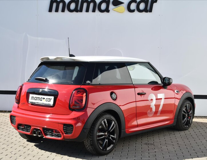 Mini Cooper Hatchback 2,0 l 170 kw