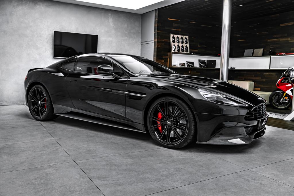 Aston Martin Vanquish