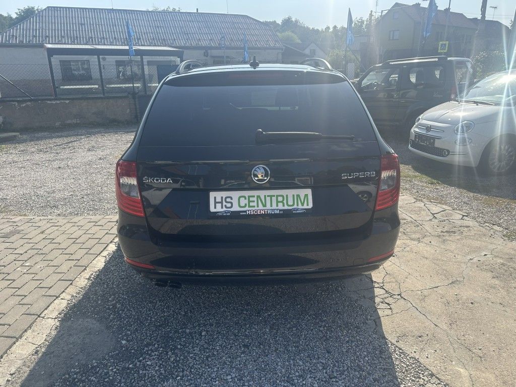 Škoda Superb