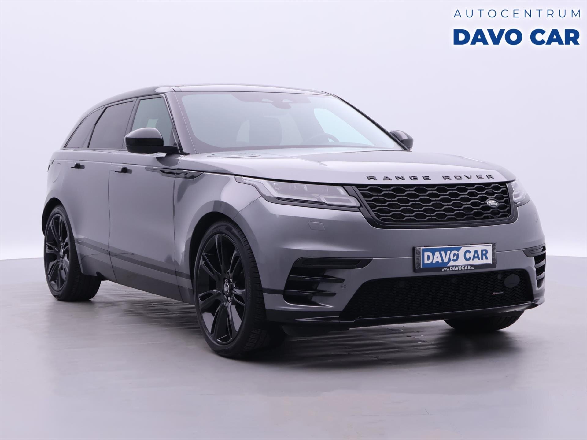 Land Rover Range Rover Velar SUV / Terénní 3,0 l 221 kw