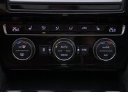 Volkswagen Passat Kombi 2,0 l 206 kw