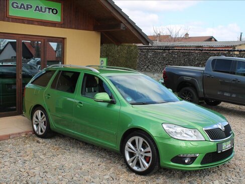 Škoda Octavia Kombi 2,0 l 147 kw