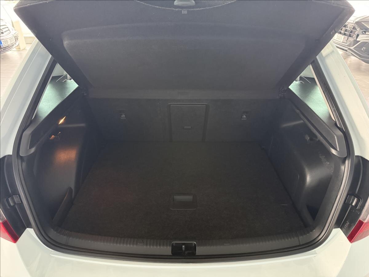 Škoda Rapid Hatchback 999,0 81 kw