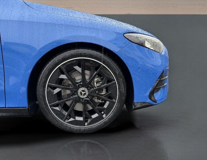 Mercedes-Benz CLA Sedan / Limuzína 1,5 l 120 kw