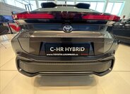 Toyota C-HR SUV 1,8 l 103 kw