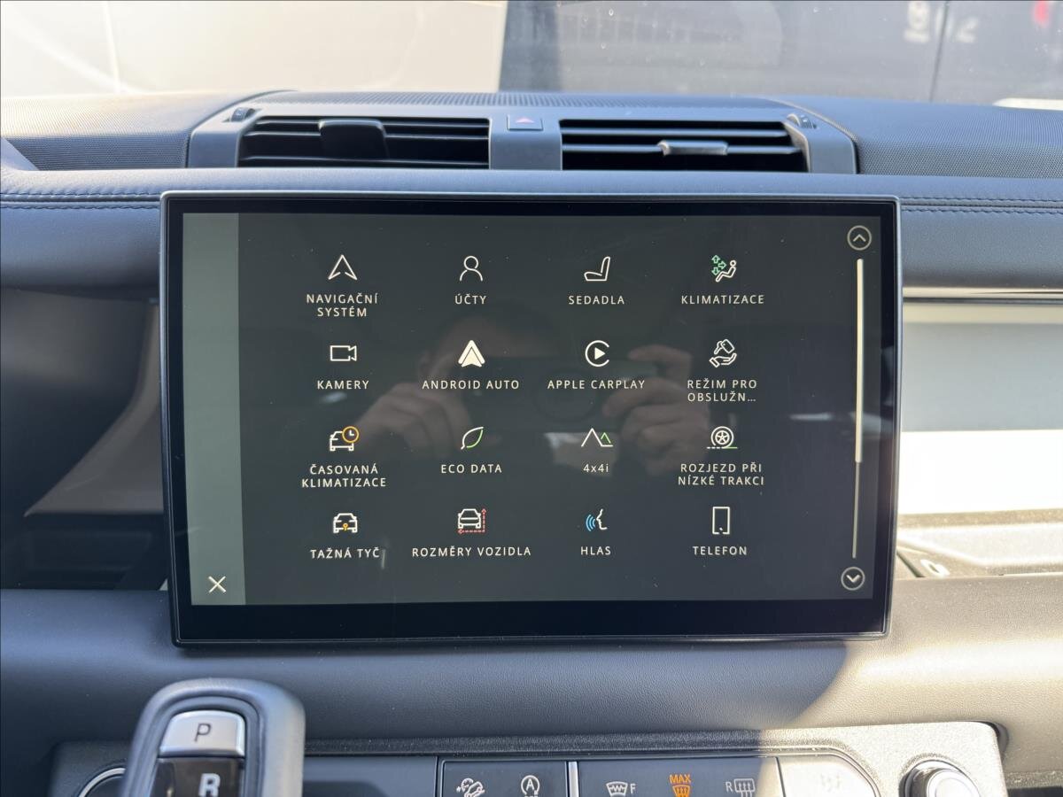 Land Rover Defender SUV / Terénní 3,0 l 294 kw