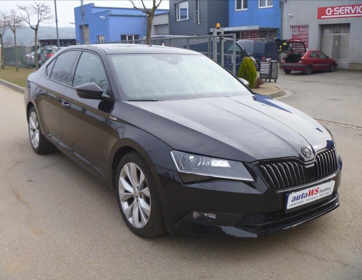 Škoda Superb Liftback 2,0 l 140 kw