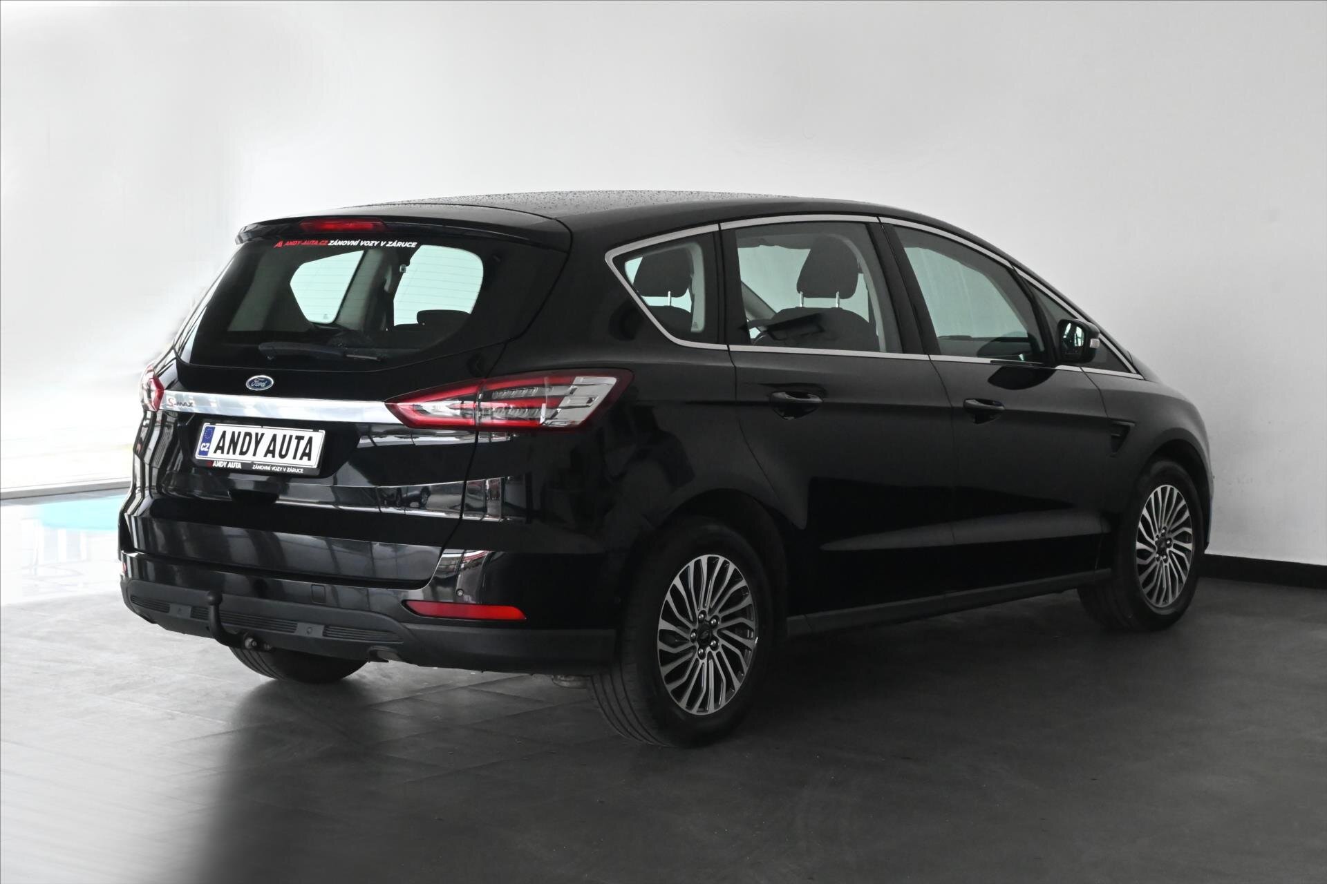 Ford S-MAX MPV 2,0 l 110 kw