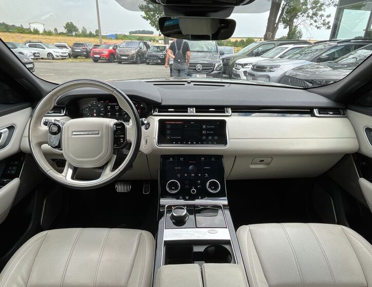 Land Rover Range Rover Velar 2