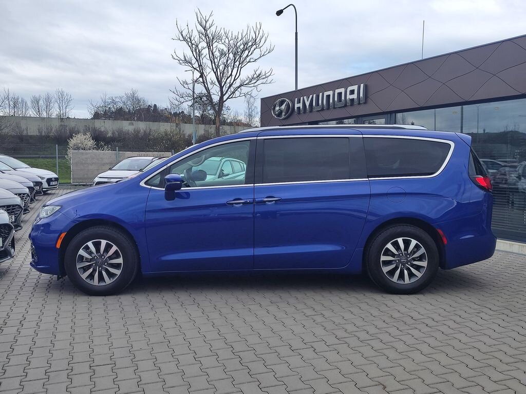 Chrysler Pacifica MPV 3,6 l 214 kw